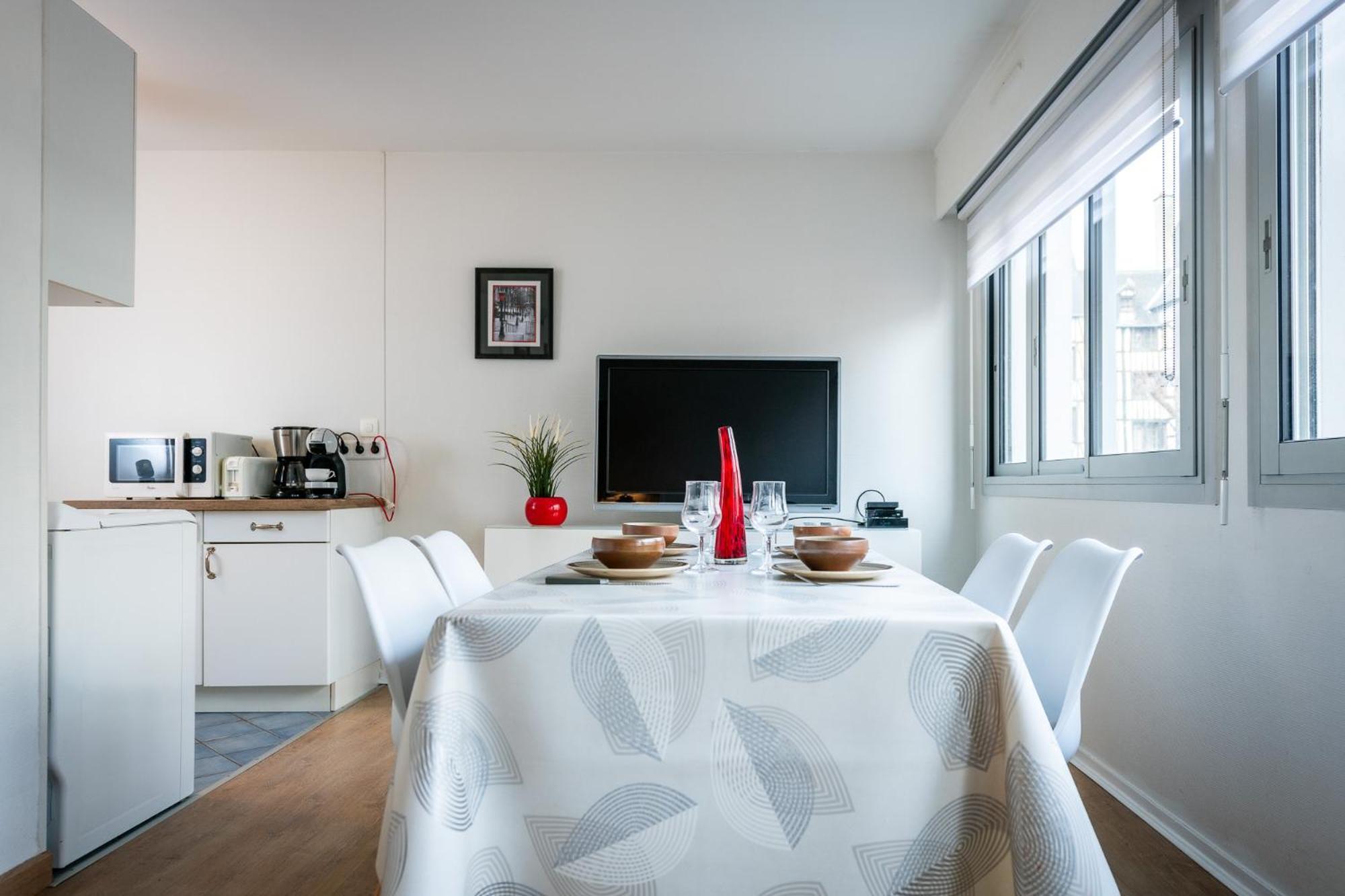 Aux Jardins De L'Hotel De Ville - Appartement Hypercentre Avec Parking Prive Rouen Kültér fotó