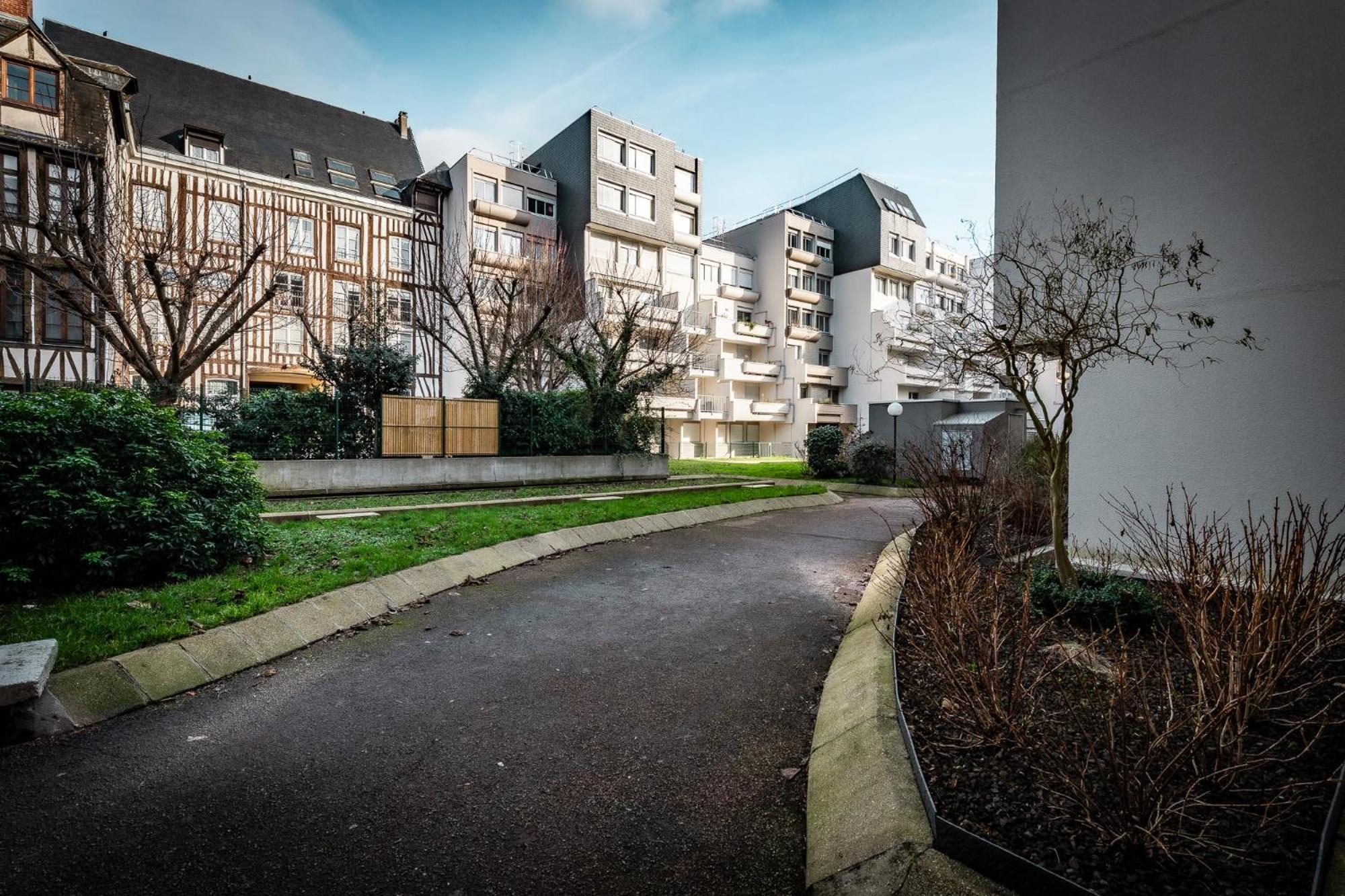 Aux Jardins De L'Hotel De Ville - Appartement Hypercentre Avec Parking Prive Rouen Kültér fotó